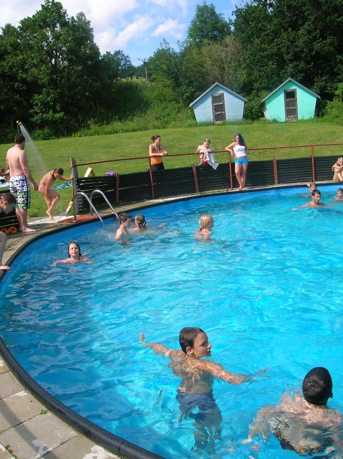 Monte Lope Hotel Bystrice pod Lopenikem Bagian luar foto